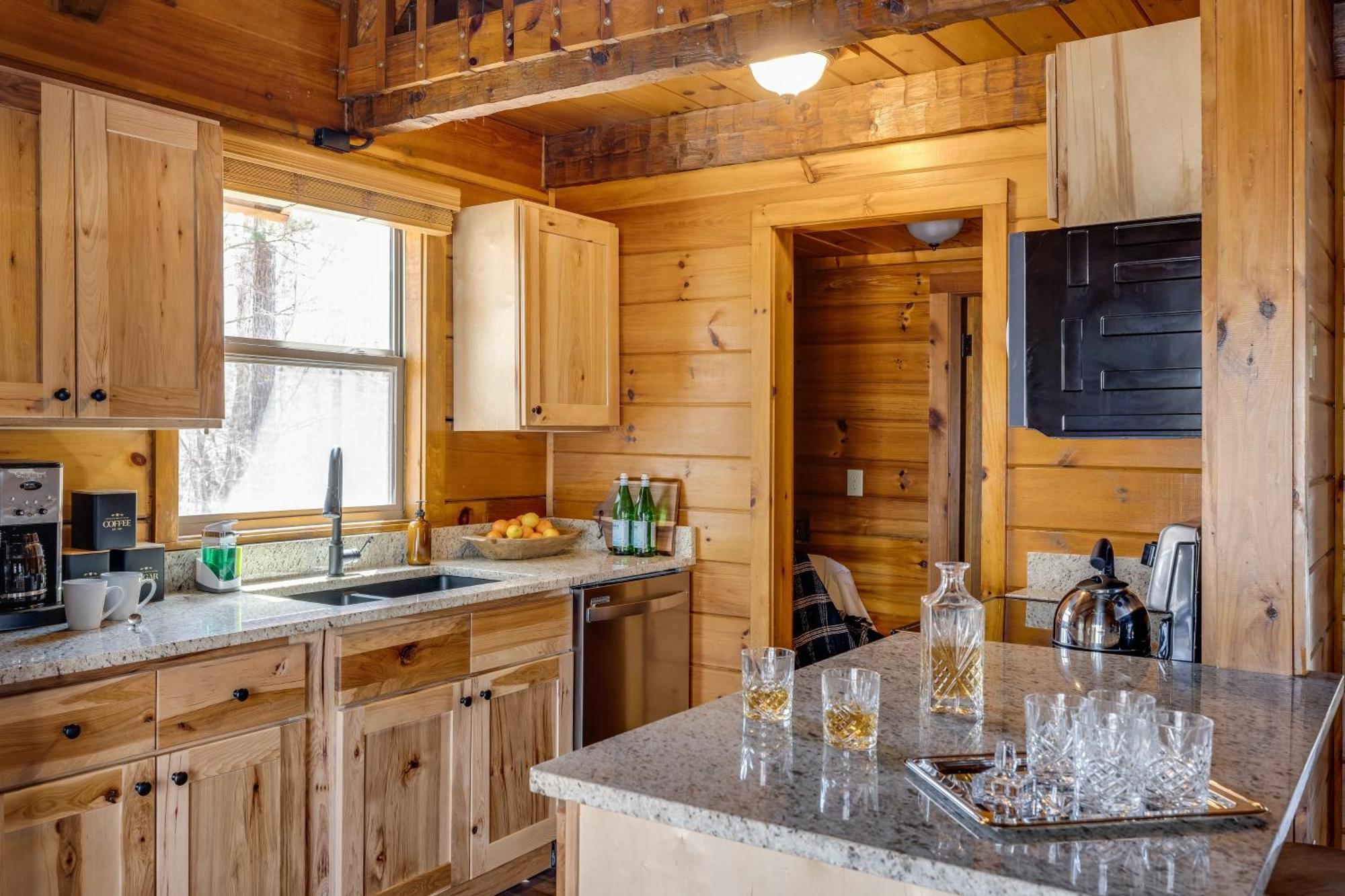Dudley III By Avantstay Cosy Mountain Home W Hot Tub Great Views بيدجن فورج المظهر الخارجي الصورة