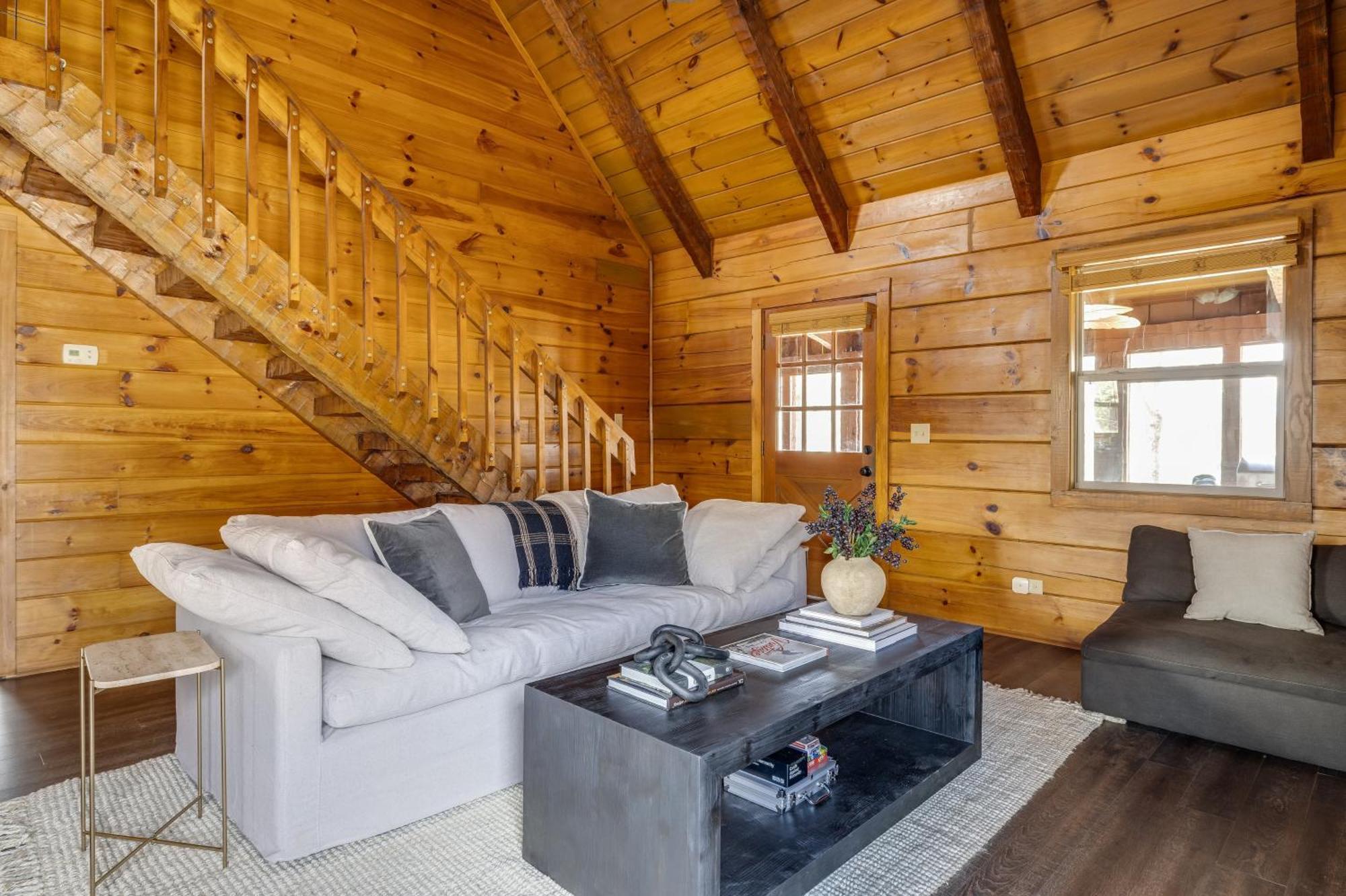 Dudley III By Avantstay Cosy Mountain Home W Hot Tub Great Views بيدجن فورج المظهر الخارجي الصورة